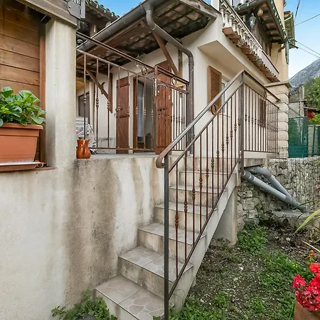 Between Mountain And Sea - Happy * Мантон