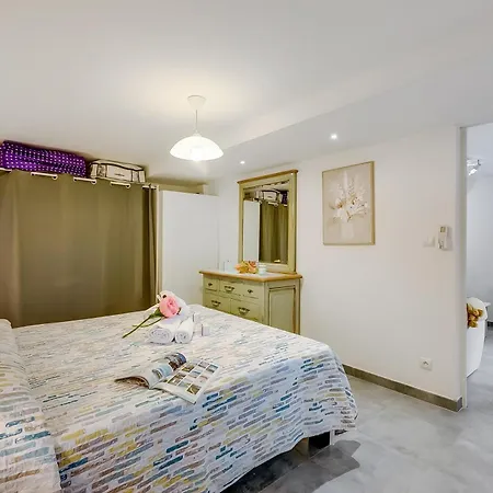 Between Mountain And Sea - Happy Apartamento